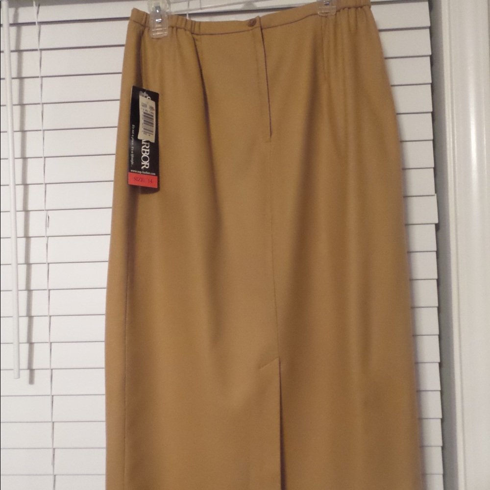 Plus size Sag Harbor 100% wool skirt